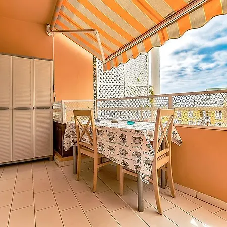 Orlando 1 Bedroom Playa De Las Americas Apartment